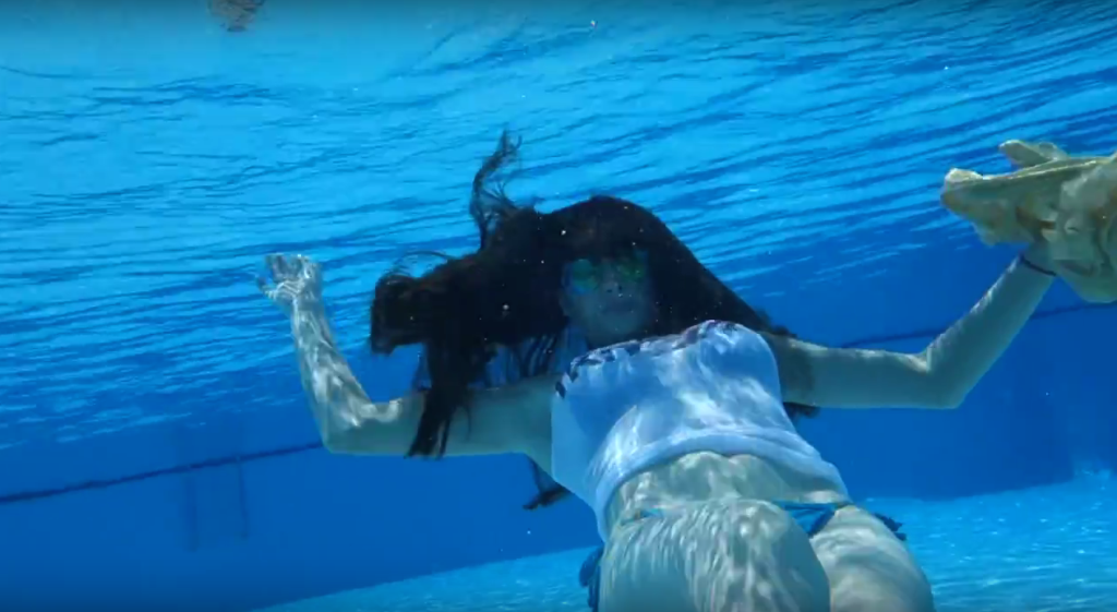 sheryl-backstroke-tanktop-goldmantle